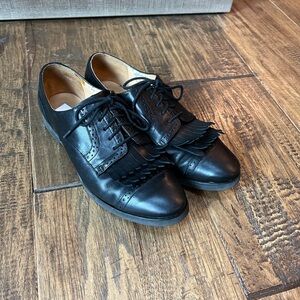 Enzo Angiolini lace up fireballe Oxford wingtip kiltie.